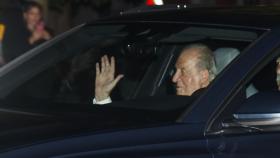 Juan Carlos I llega a la cena de cumpleaños de Leonor