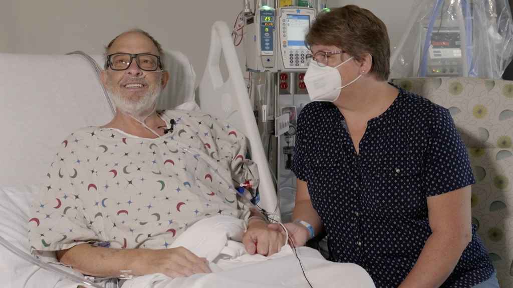 Lawrence Faucette, el paciente de 58 años que recibió el segundo trasplante de corazón de cerdo modificado genéticamente del mundo.