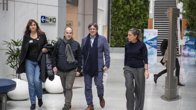 Laura Borràs, Jordi Turull, Carles Puigdemont y Miriam Nogueras, el miércoles en Bruselas.