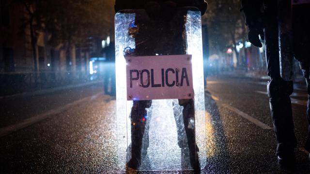 Las imágenes de la octava jornada de las manifestaciones frente a la sede de Ferraz