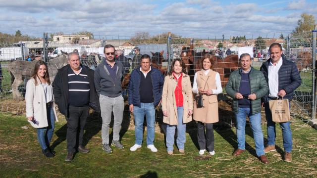 La Caravana de Alimentos de Segovia cierra la temporada en la Feria del Ganado de Navafría