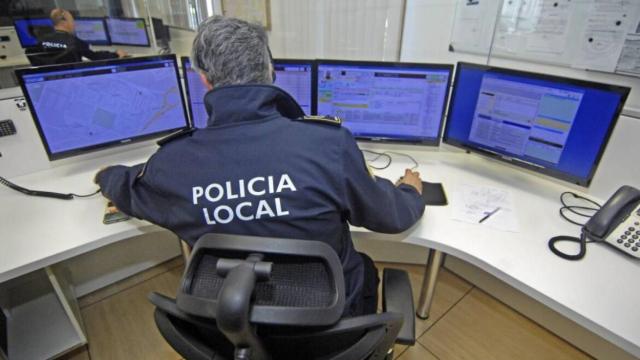 Un agente de la Policía Local de Elche.