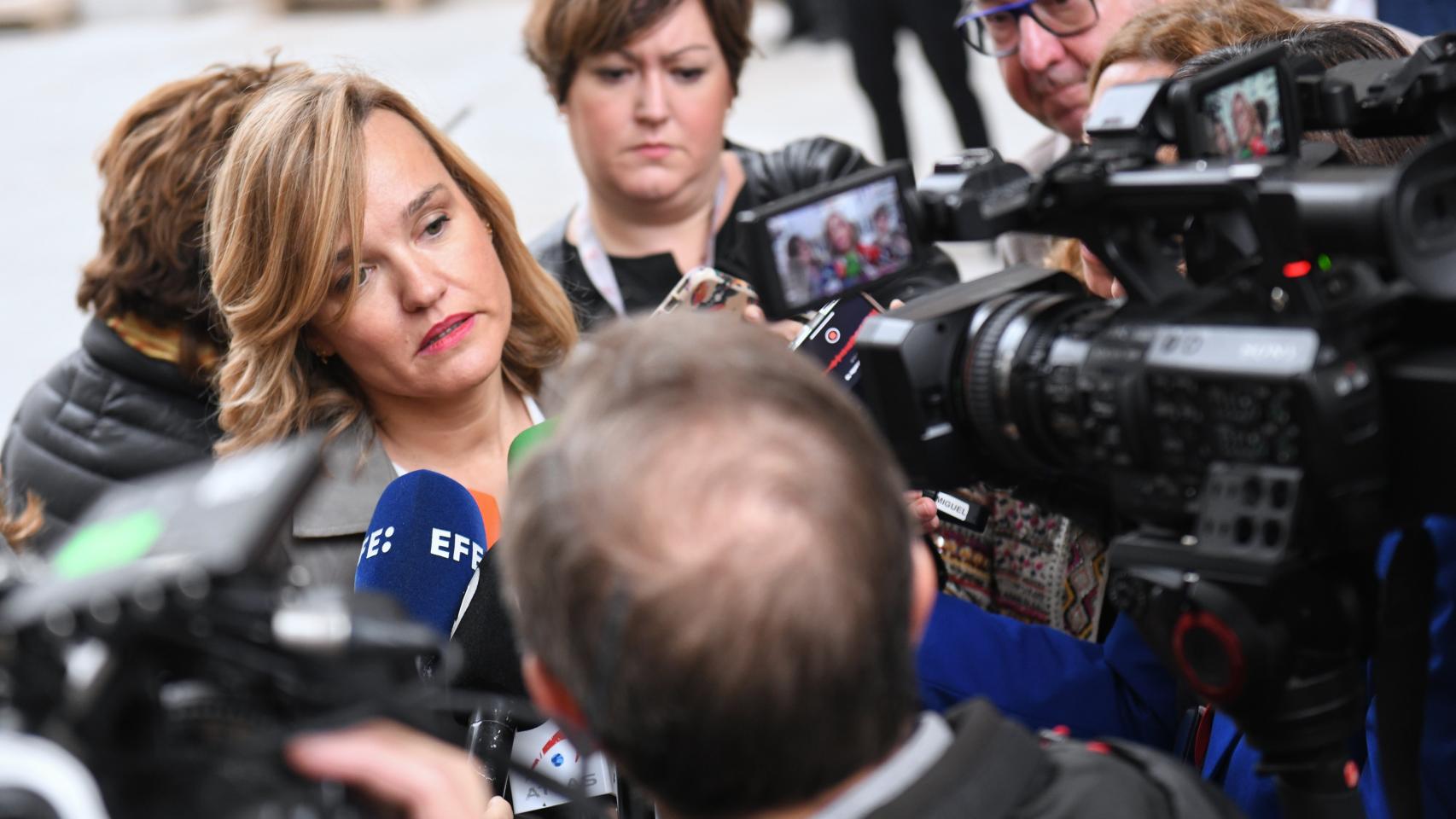 La ministra Pilar Alegría en el Congreso.