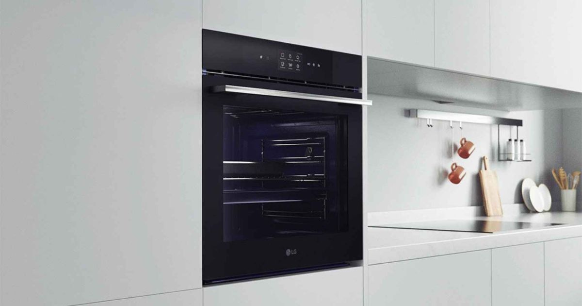 Con funzioni friggitrice a vapore e ad aria e super facili da pulire, questi sono i nuovi forni LG