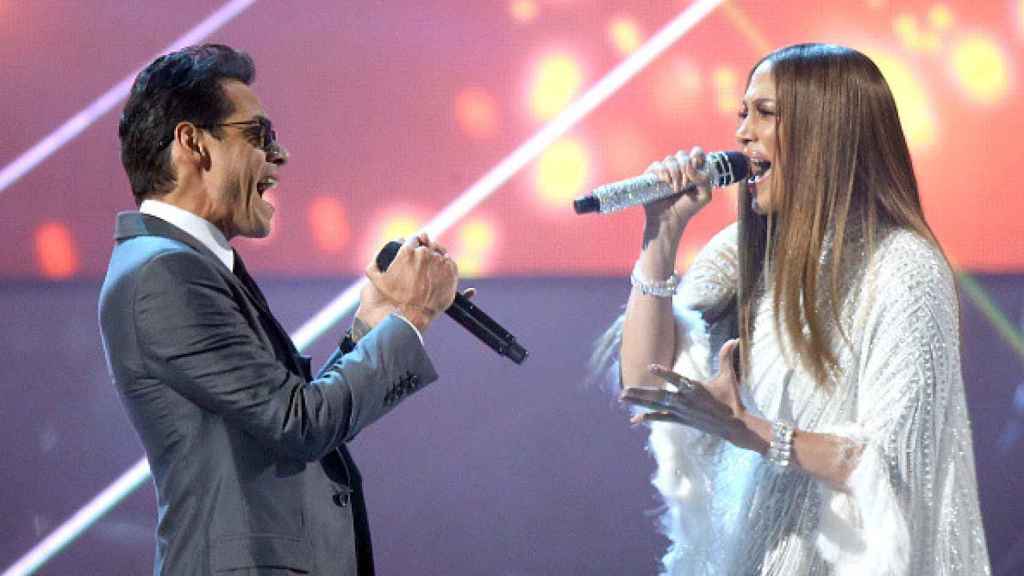 Jennifer Lopez y Marc Anthony, en los Latin Grammy 2016.