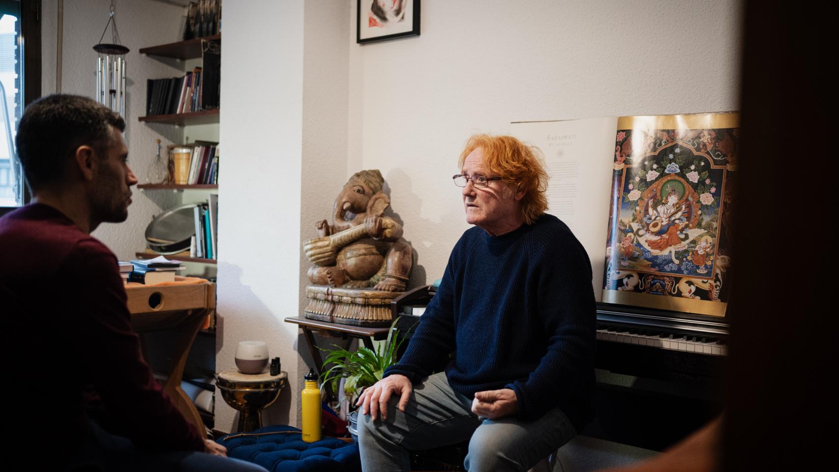 Enrique Martínez, de actor en 'Los hombres de Paco' a 'chamán'