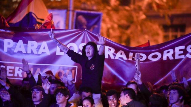 Uno de los manifestantes en Ferraz