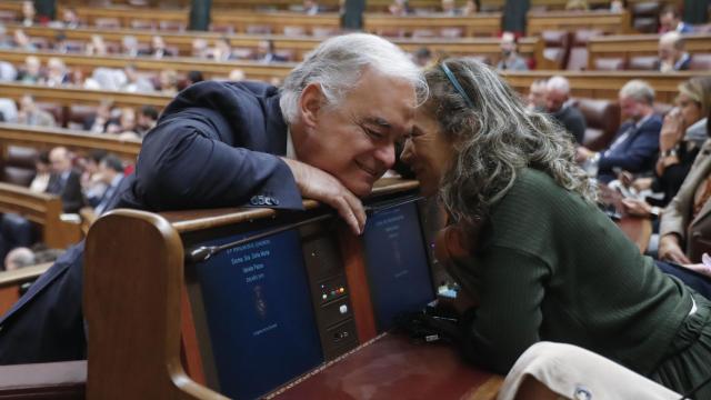 Esteban González Pons en el Congreso, durante la investidura de Pedro Sánchez.