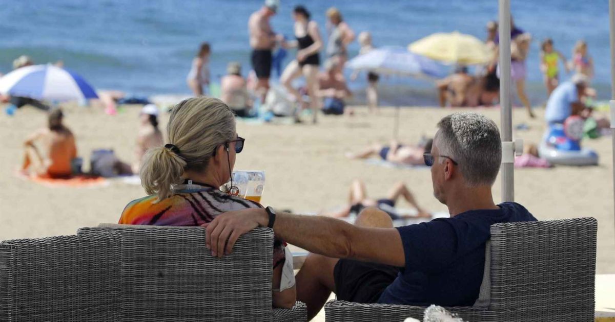 Por qué Canarias es la región con peor calidad de vida a pesar de tener sol, playa y buena comida