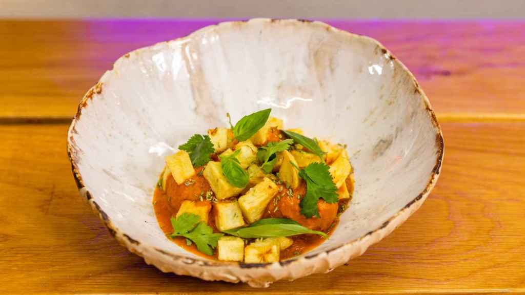Albóndigas de cordero al curry rojo, una receta del chef de Tripea para rebañar el plato