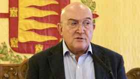 El alcalde de Valladolid, Jesús Julio Carnero, habla de asuntos de actualidad