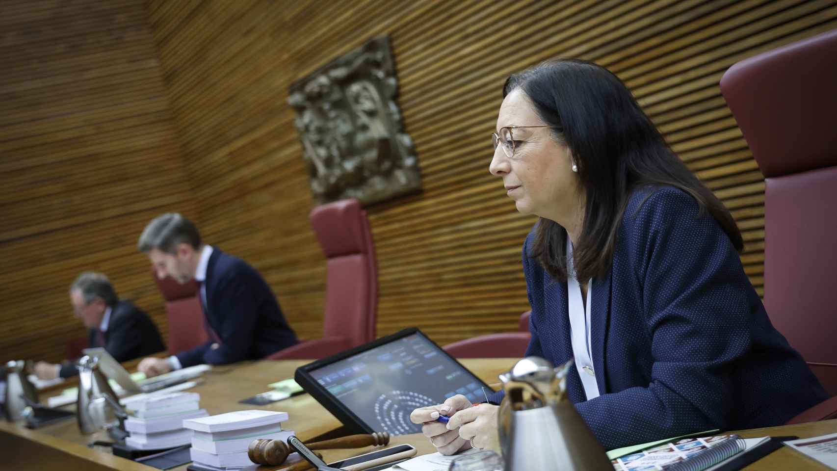 La presidenta de las Cortes Valencianas, Llanos Massó, este lunes en las Cortes valencianas.