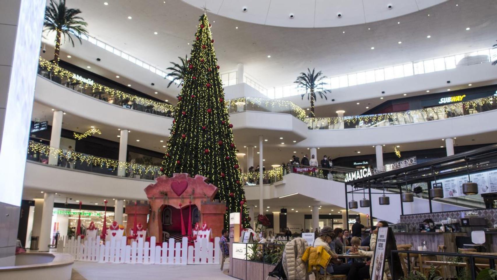 Estos son los domingos y festivos que abrir n los centros