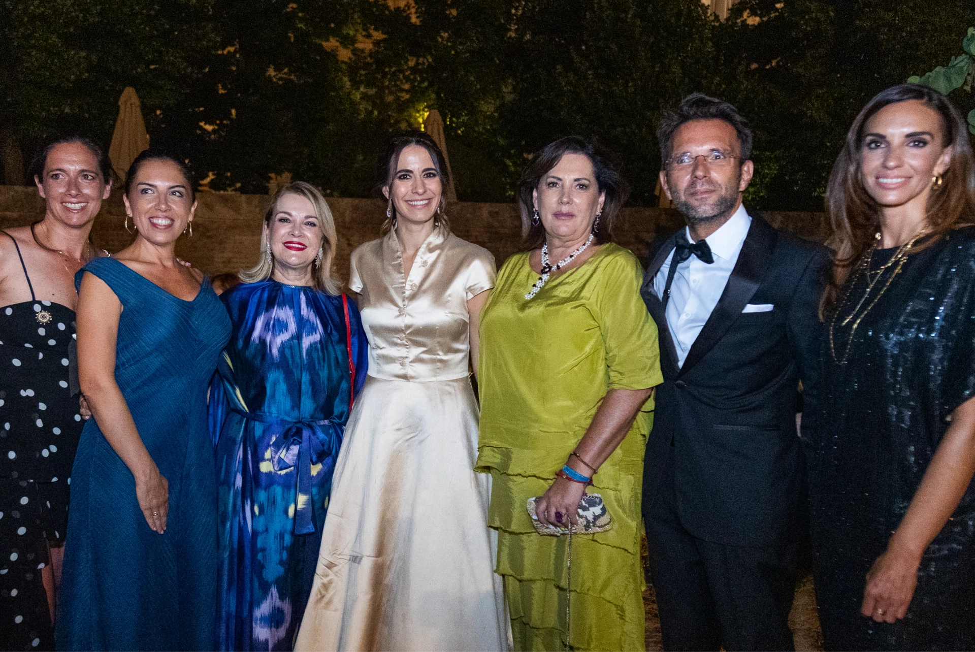 Invitados disfrutando del cocktail en la Alhambra