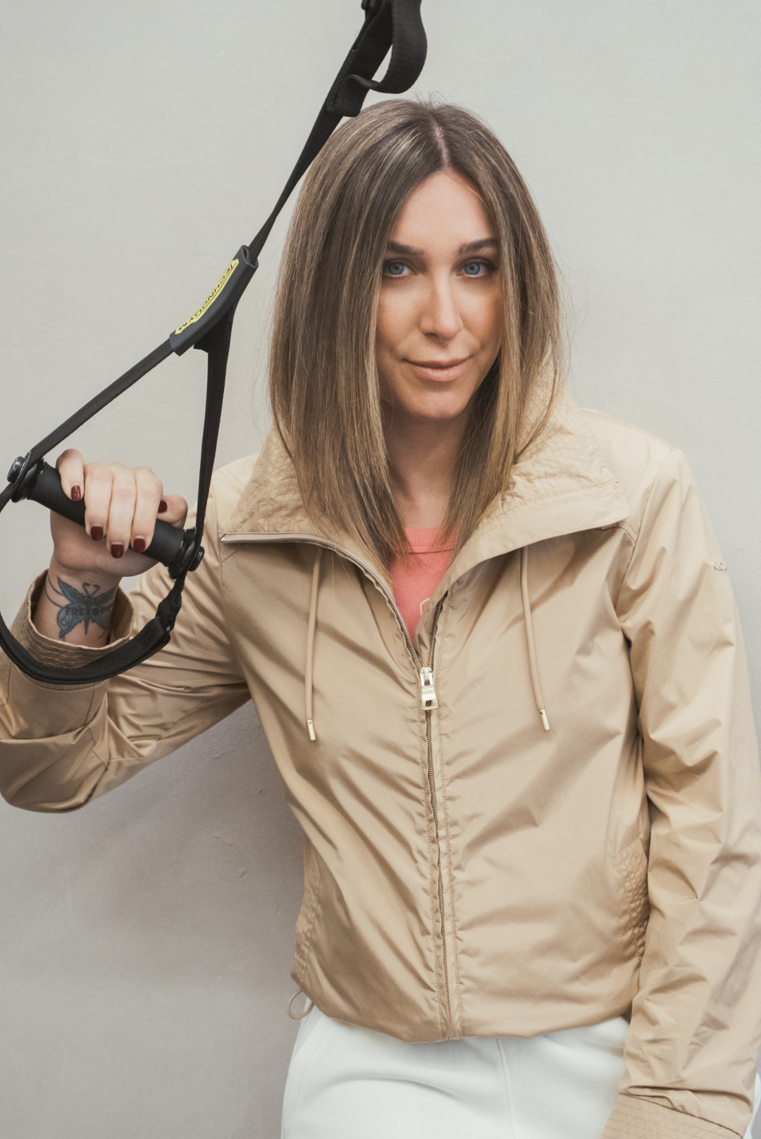 Foto tres de Cris Lazarraga con el look cuatro