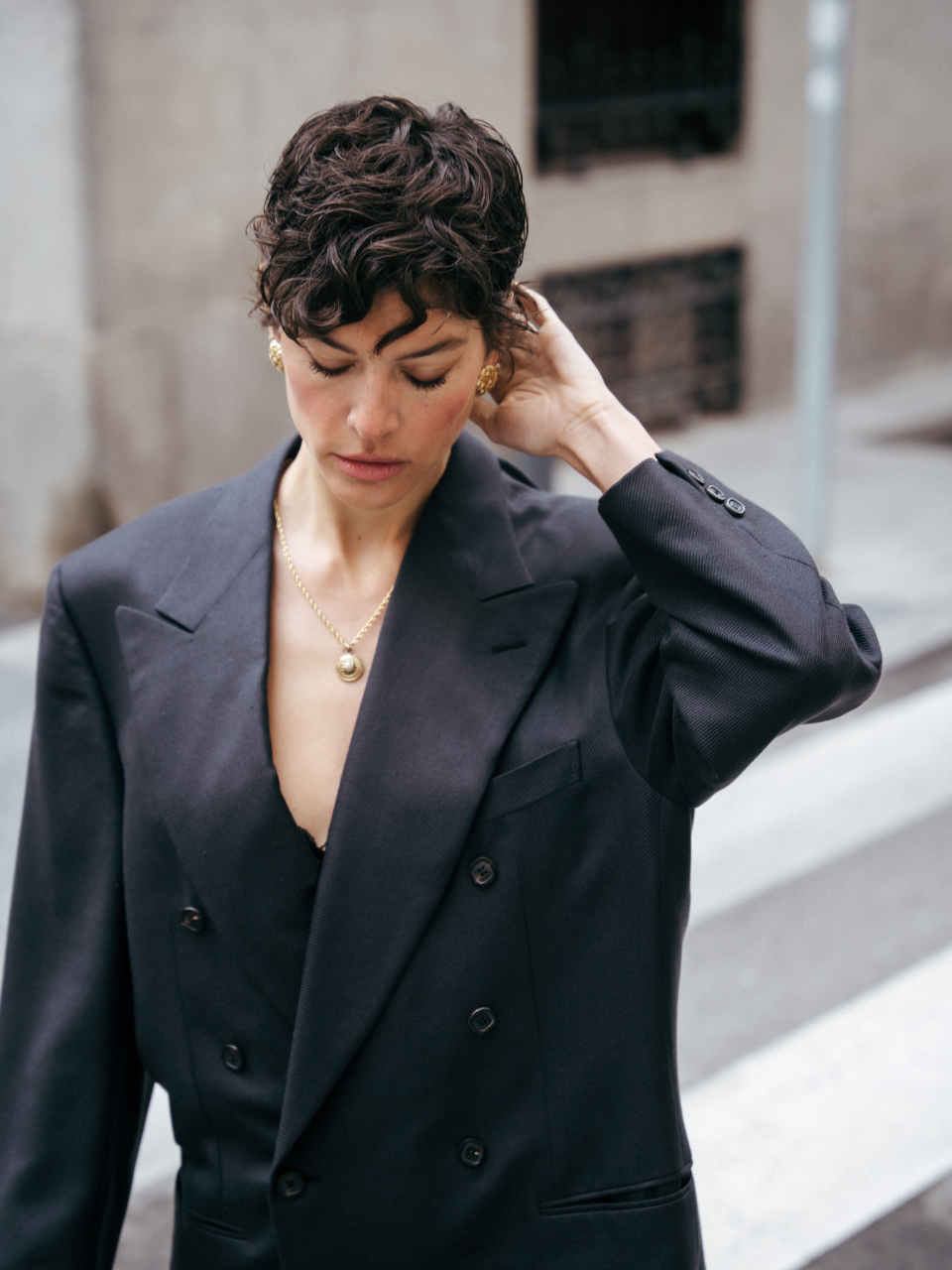 Foto tres de Marta Ortiz con el look cinco
