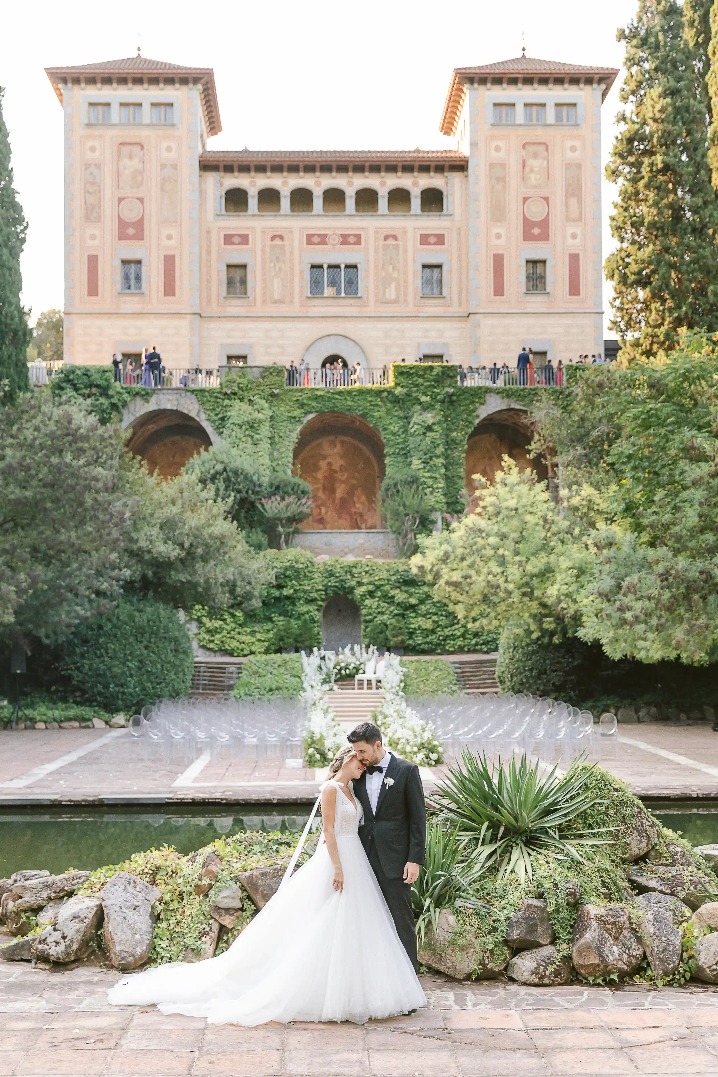 Cristina Urbi y Willyrex en su boda