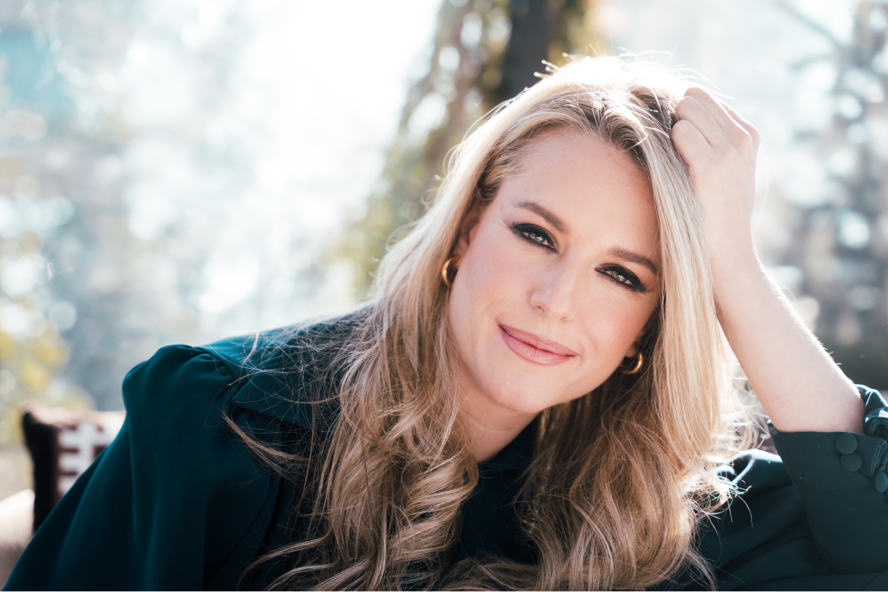 Foto uno de Nayra González con el look uno