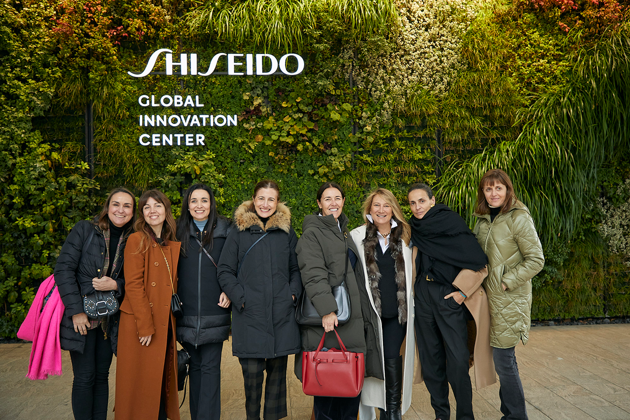 Ainhara Viñarás, Mayka Sánchez, Cruz Sánchez de Lara, Samary Fernández, Olga Ruiz, Joana Bonet, Inma Jiménez y Amaya García Ainhara Viñarás, Mayka Sánchez, Cruz Sánchez de Lara, Samary Fernández, Olga Ruiz, Joana Bonet, Inma Jiménez y Amaya García